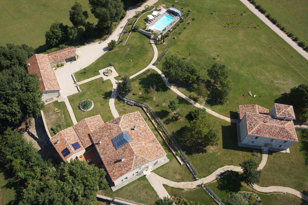 Chambres D'Hotes Domaine De Nazere Avezan Eksteriør bilde