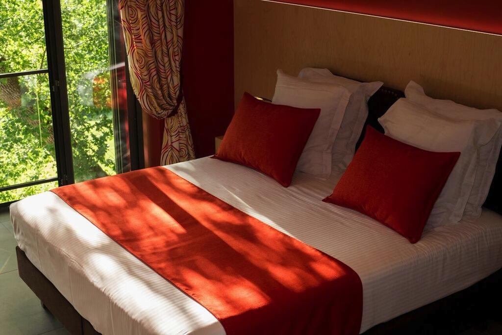 Chambres D'Hotes Domaine De Nazere Avezan Eksteriør bilde